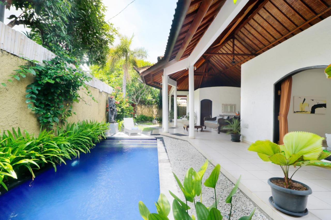 Singgah Villas Seminyak Buitenkant foto