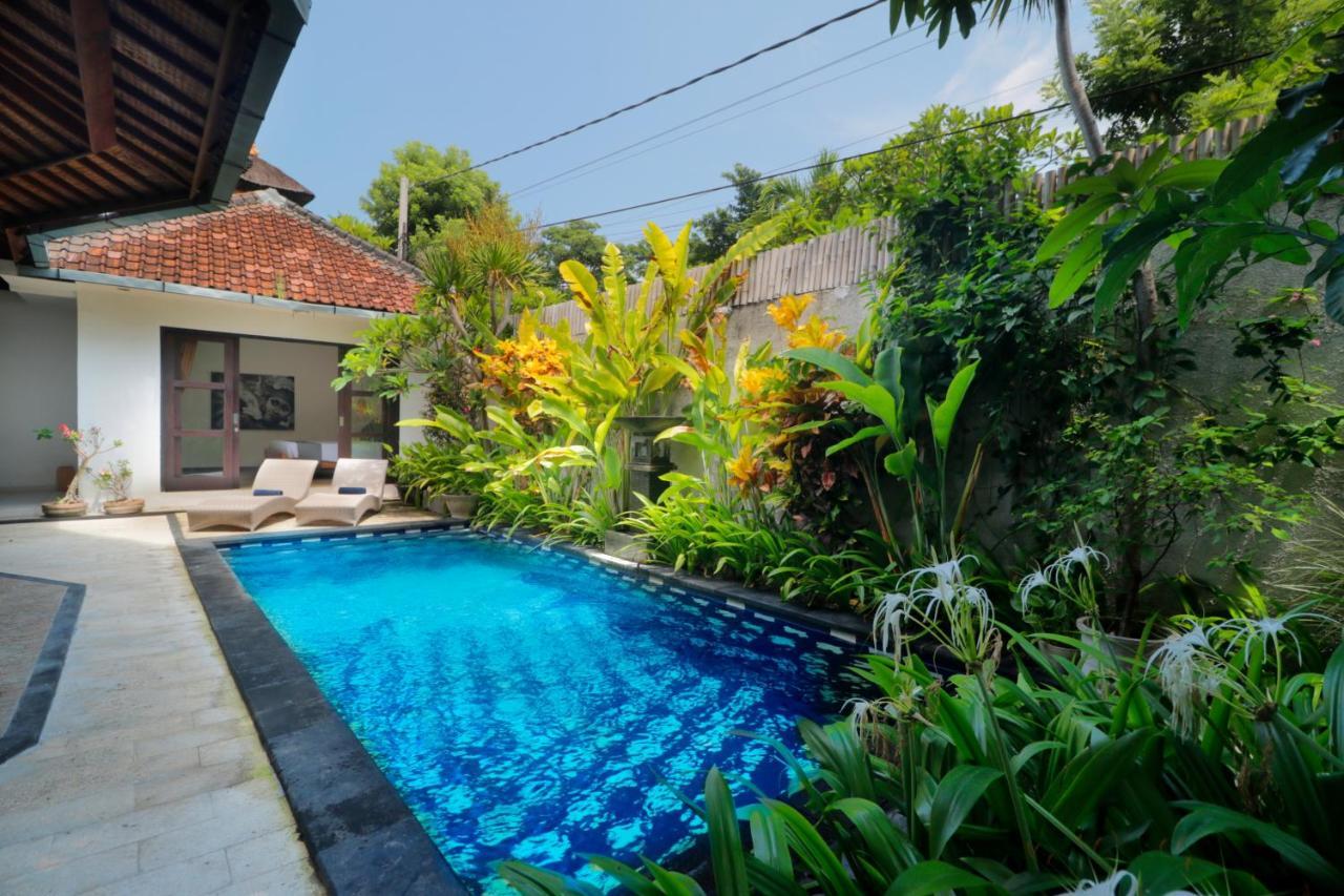 Singgah Villas Seminyak Buitenkant foto