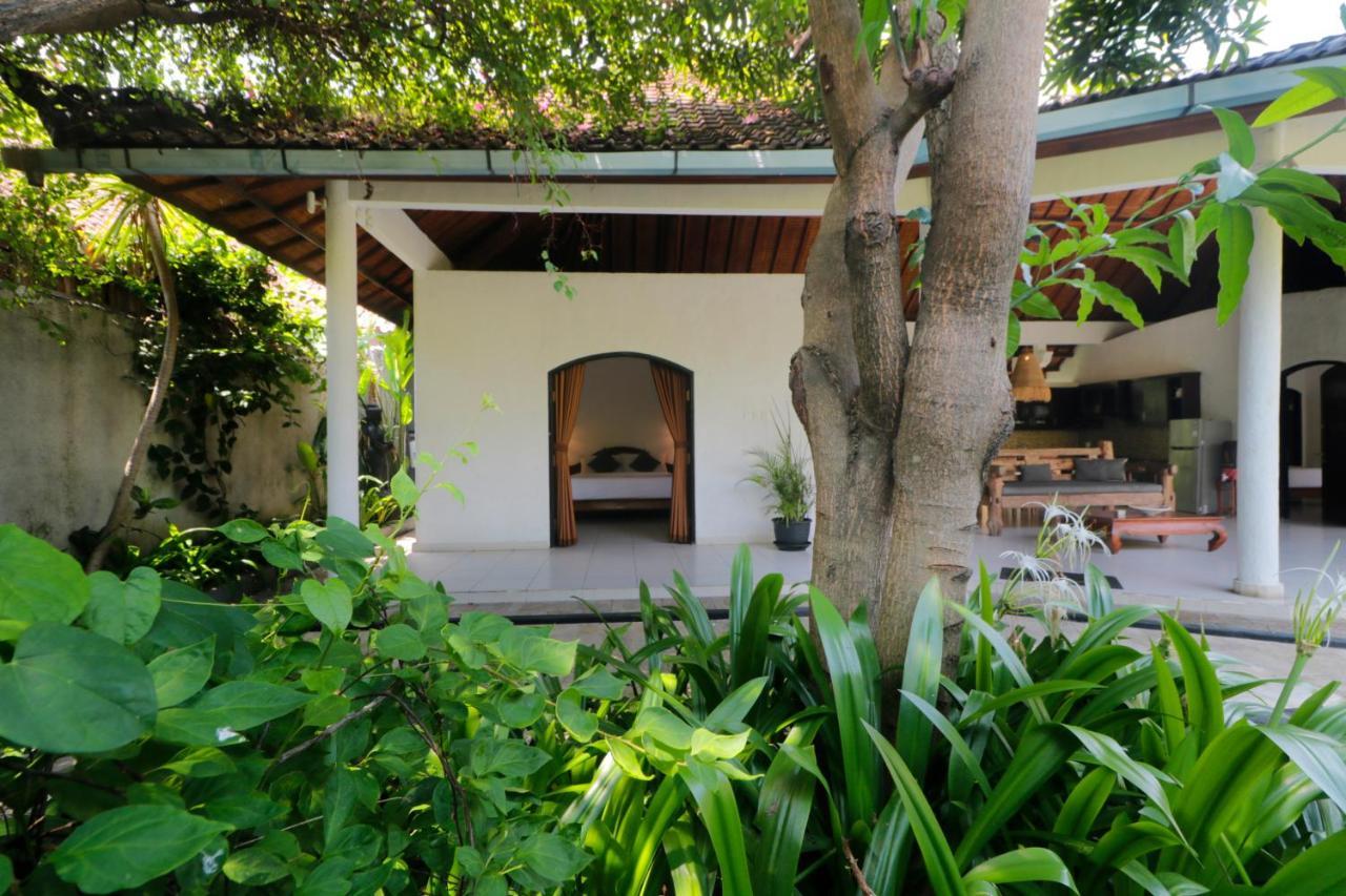 Singgah Villas Seminyak Buitenkant foto