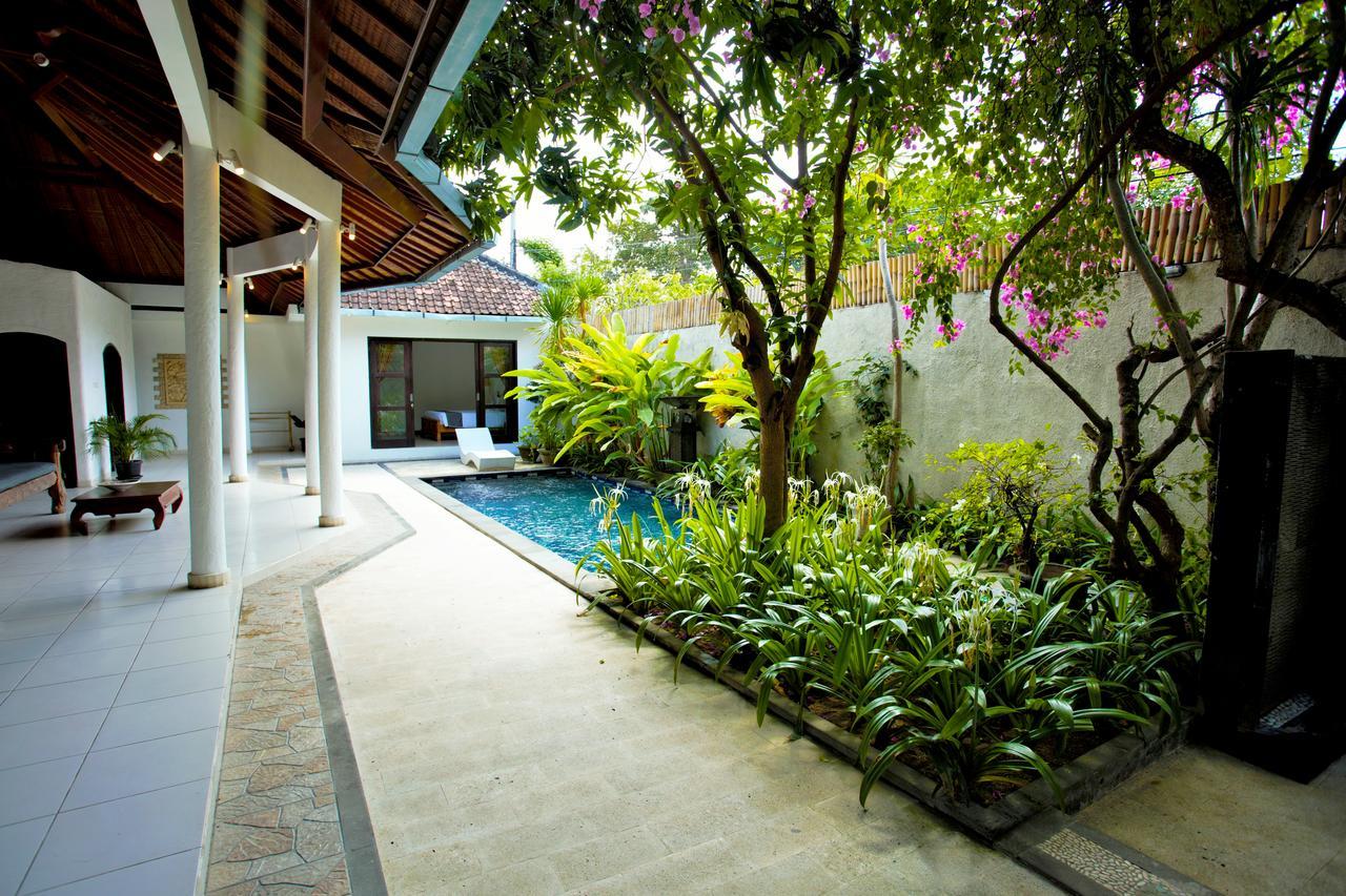 Singgah Villas Seminyak Buitenkant foto